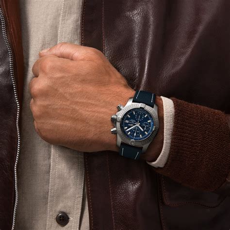 avenger chronograph 43.